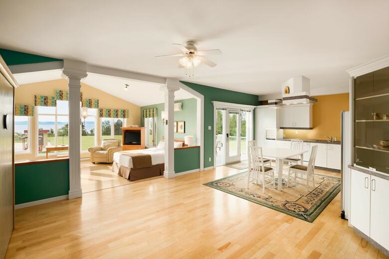 Hotel Days Inn By Wyndham Riviere-du-loup