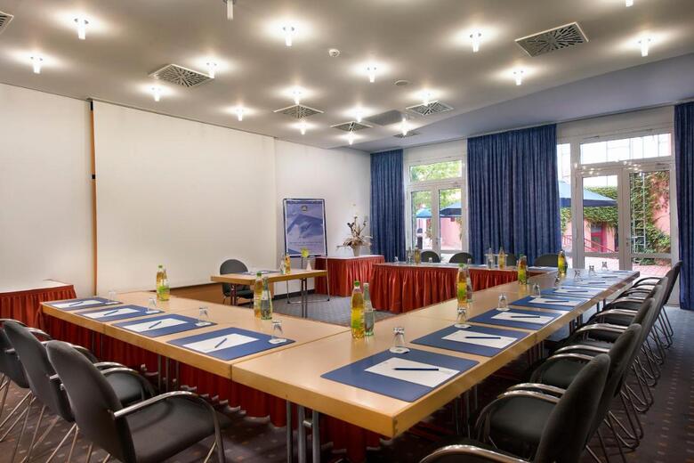 Hotel TRYP By Wyndham Halle