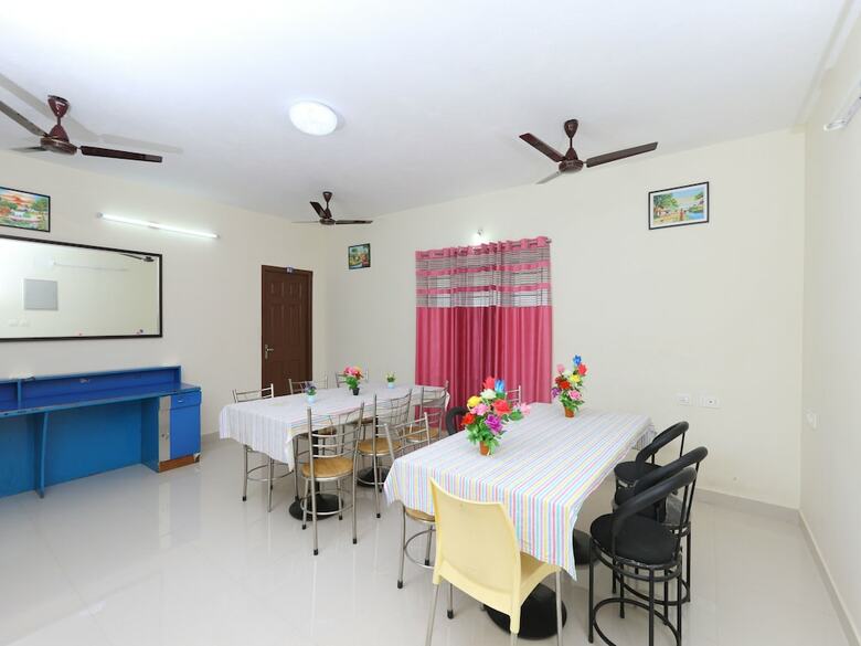 Hotel Oyo 15701 River View Residency