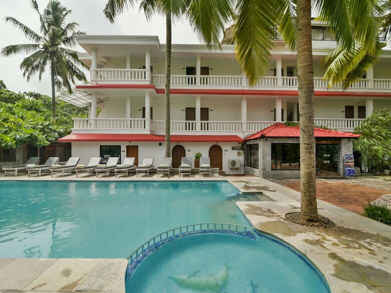 Hotel Oyo 4977 Kristal Sands Beach Resort
