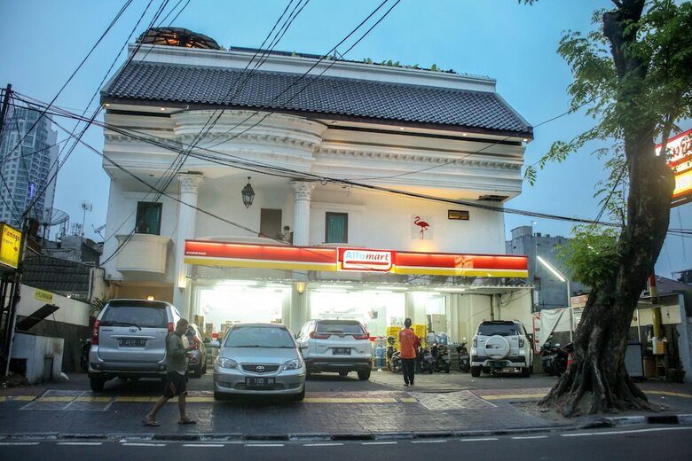 Hotel Literooms Setiabudi Sudirman