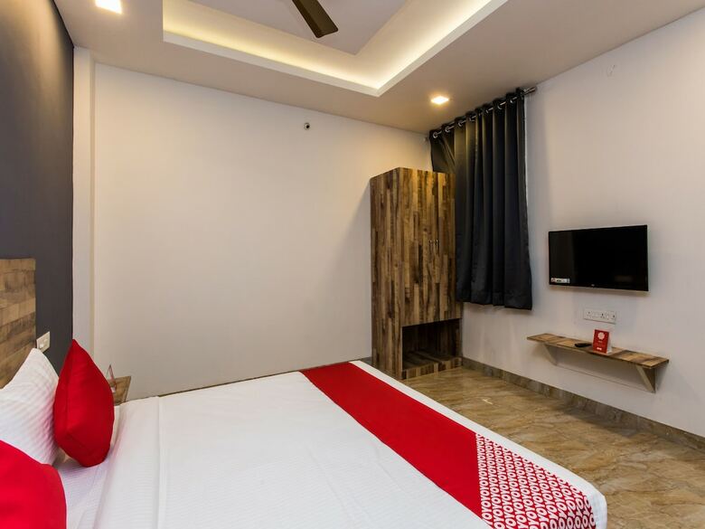 Oyo 15743 Hotel Namaste