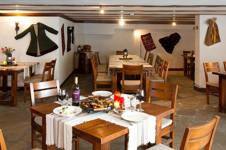 St. Ivan Rilski Hotel & Apartments