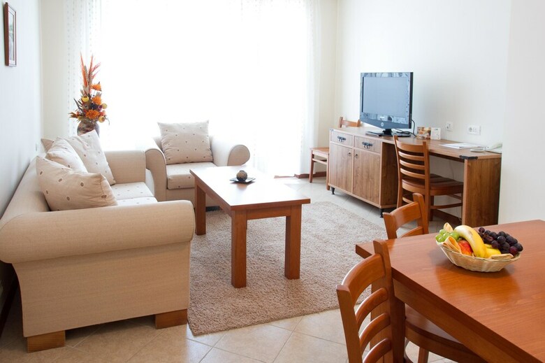 St. Ivan Rilski Hotel & Apartments