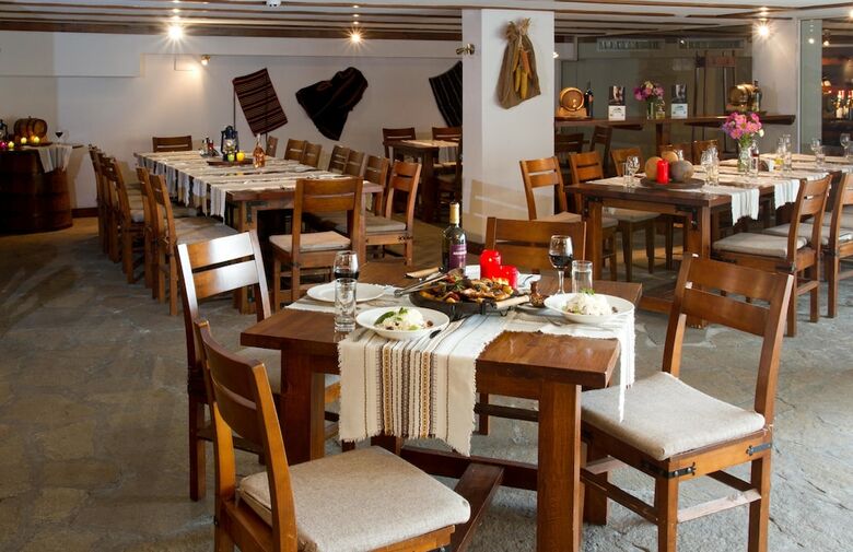 St. Ivan Rilski Hotel & Apartments