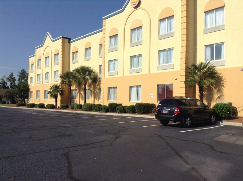 Hotel Comfort Inn & Suites Ft. Jackson Maingate