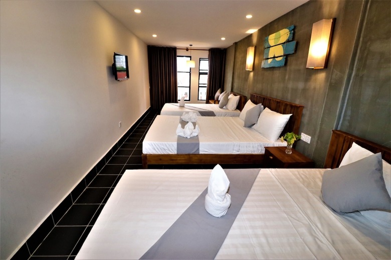 Grand Elevation Hotel