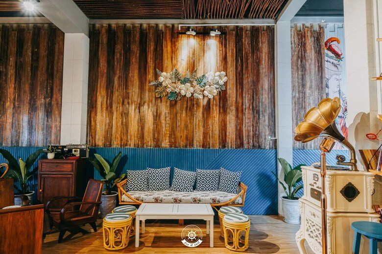 Hotel Sea & Sail Hostel