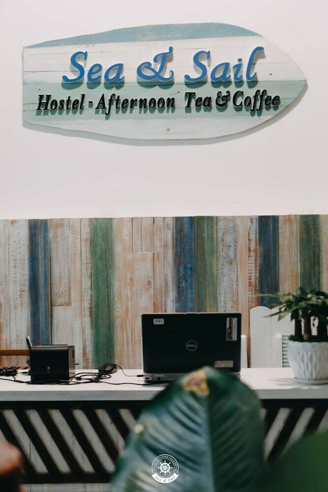 Hotel Sea & Sail Hostel