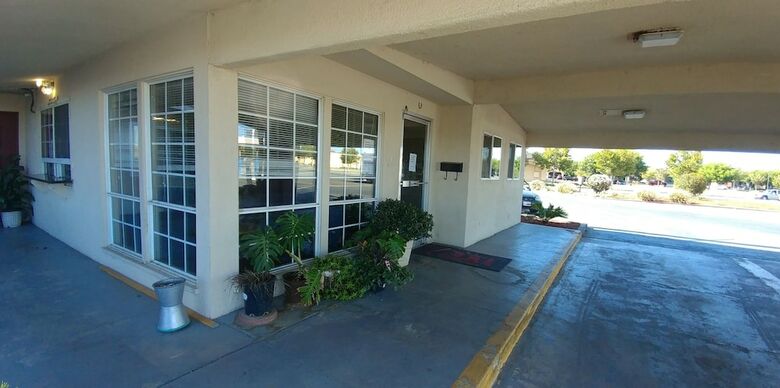 Motel La Plaza Inn Los Banos