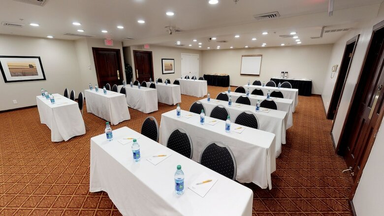 Chase Suite Hotel Newark