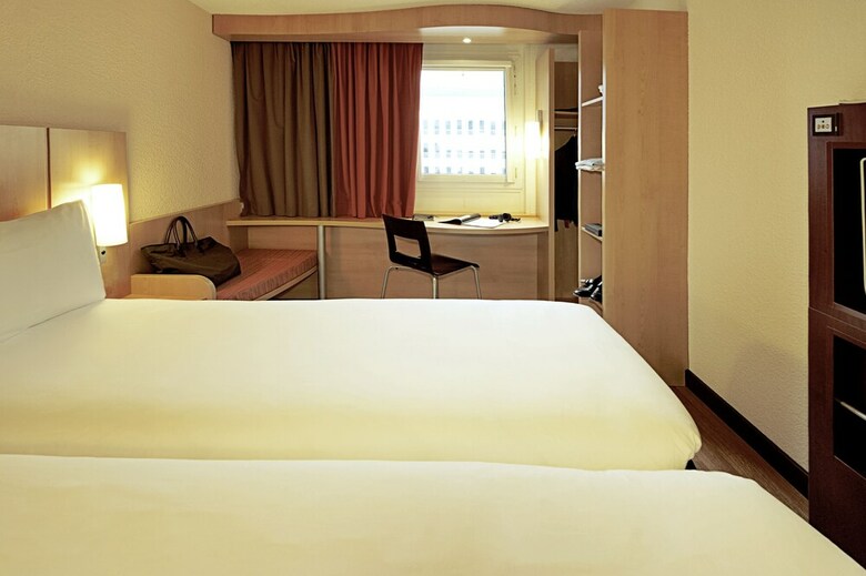 Hotel Ibis Beauvais Aeroport