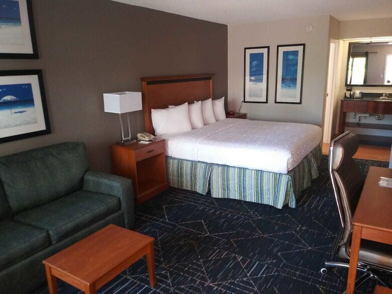 Surestay Plus Hotel By Best Western Clearwater Central