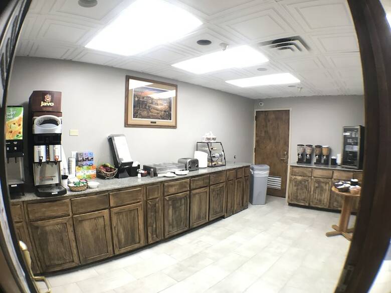 Crossroads Hotel At Huron Event Center