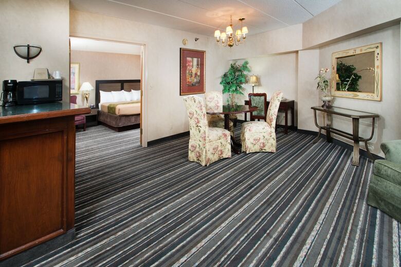Crossroads Hotel At Huron Event Center