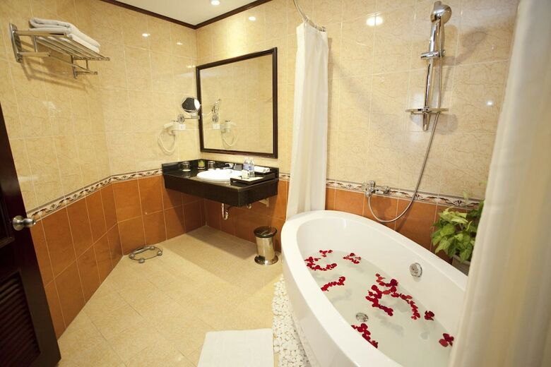 Asean Halong Hotel