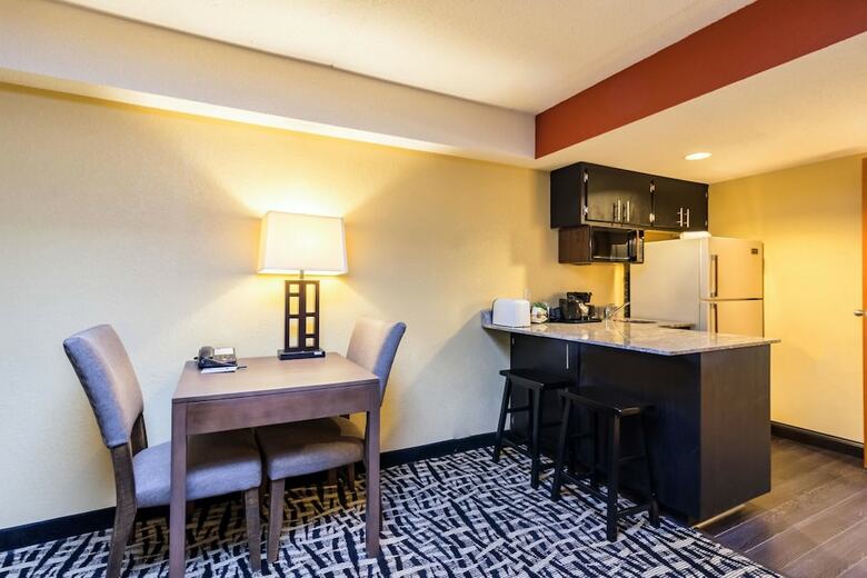 Hotel Quality Inn & Suites Mayo Clinic Area
