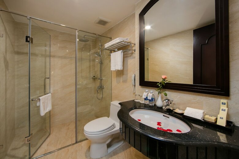Zephyr Suites Boutique Hotel