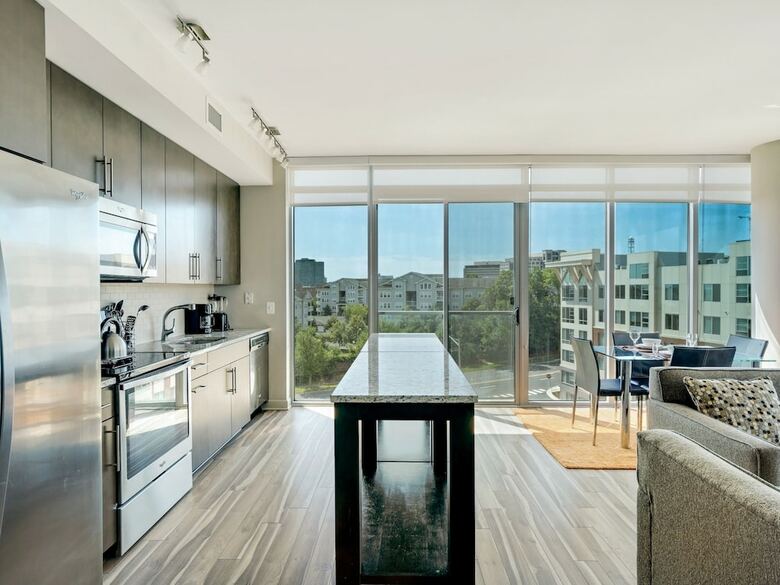 Apartamentos Bluebird Suites In Tysons Corner