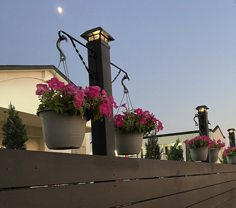Stratus Suites - Boutique Hotel