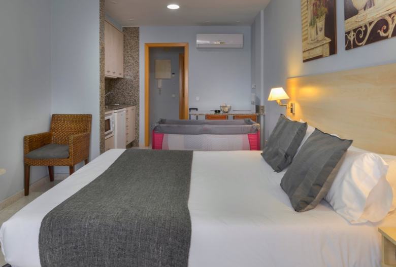 Alexandra Aparthotel