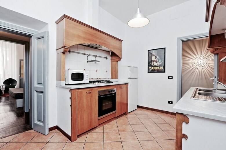 Spanish Steps Apartments