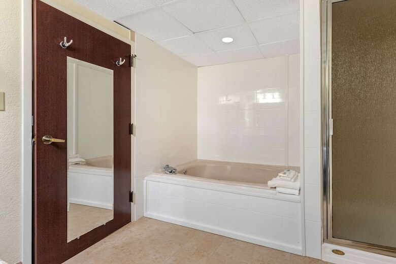 Hotel Comfort Inn & Suites Lake Norman