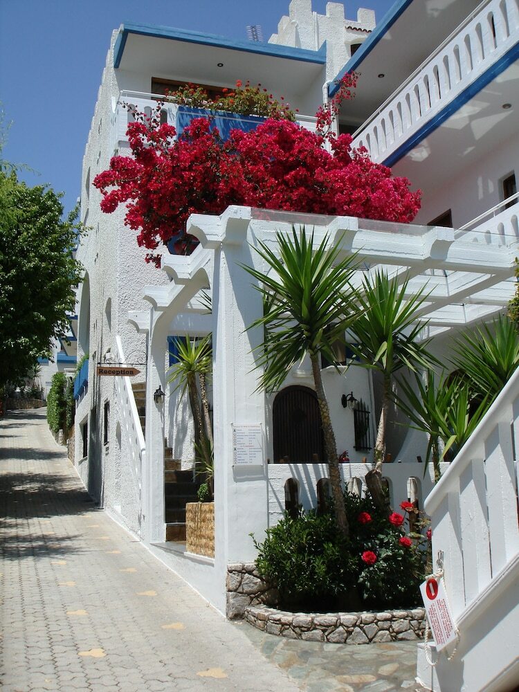 Hotel Folia Apartments