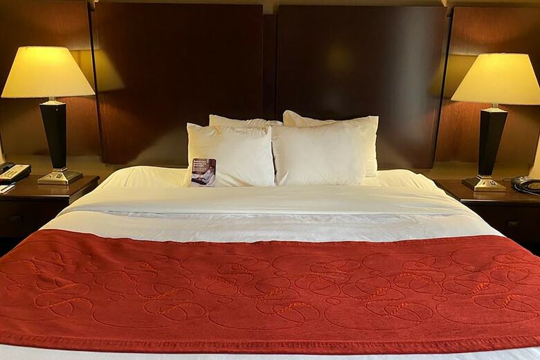 Oyo Hotel Portland Tn Route 52 West