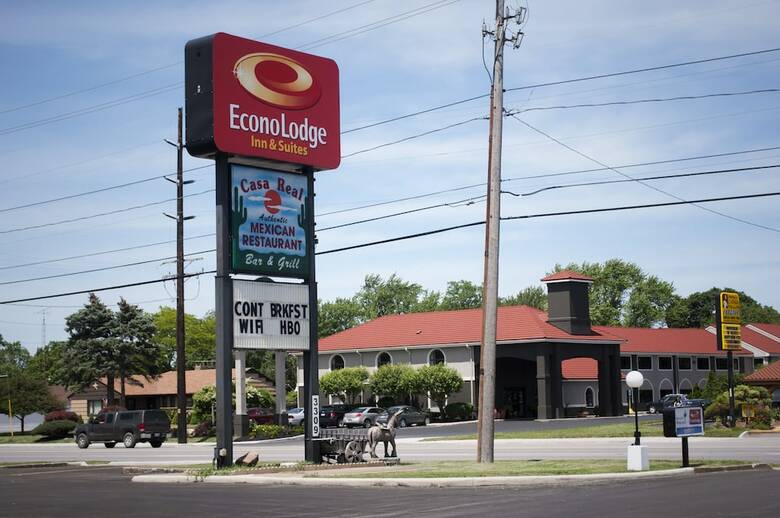 Motel Econo Lodge Inn & Suites South