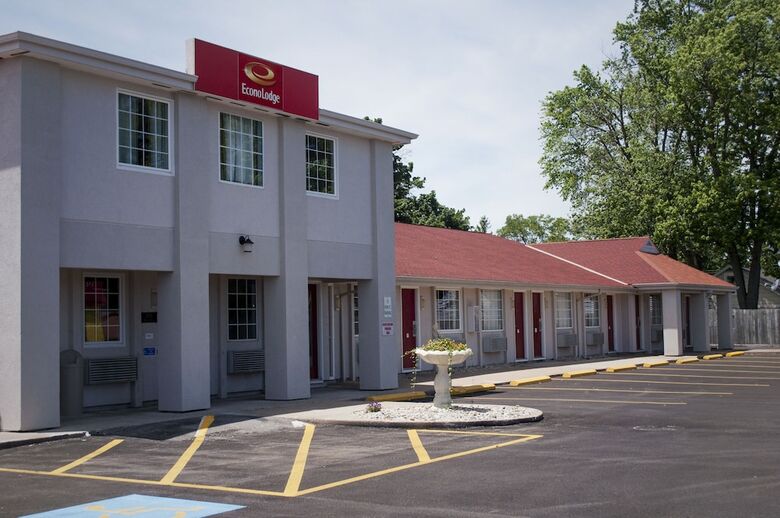 Motel Econo Lodge Inn & Suites South