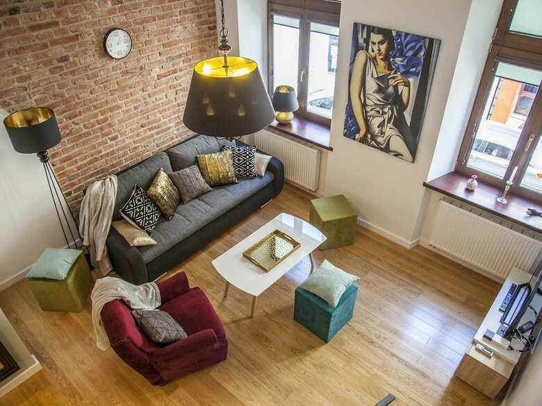 Bc7 Apartments