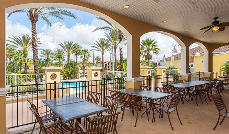 Regal Retreat