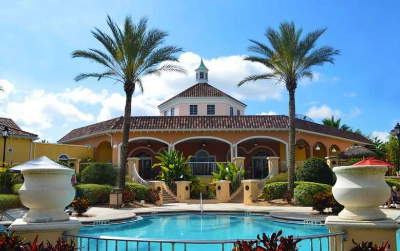 Regal Retreat