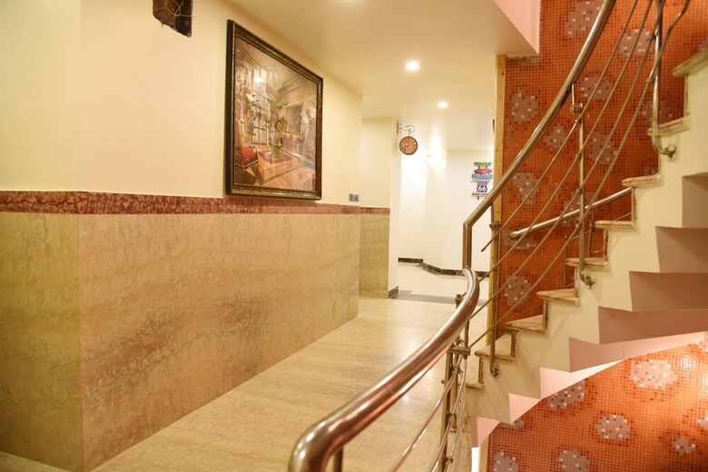 Hostal Atlanta At New Delhi Train Station