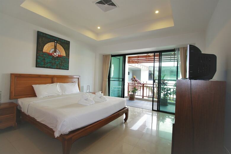 Apartamentos Surin Sabai