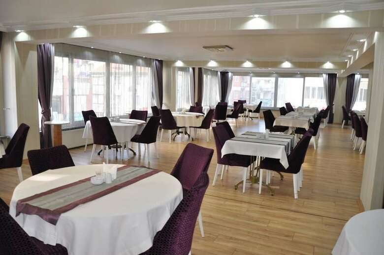 Gold City Hotel
