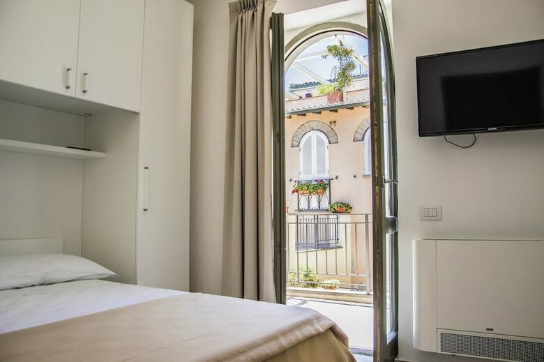 Hotel Sunrise Guest House