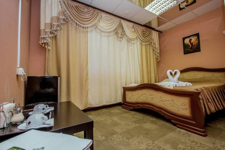 Fab Mini Hotel