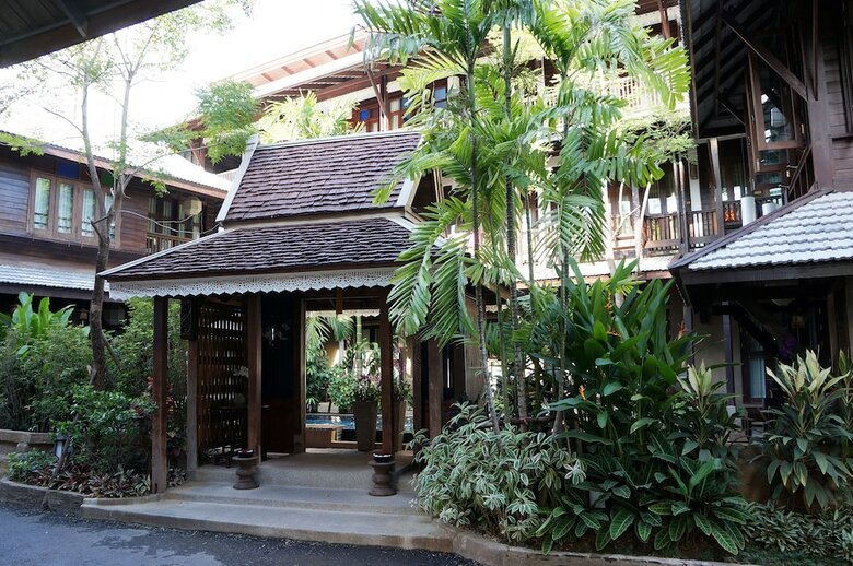 Hotel Banthai Village