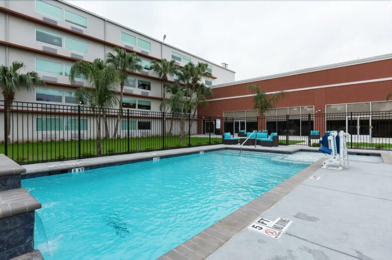 Radisson Hotel Mcallen Airport