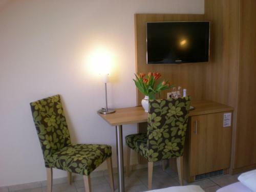 Hostal Hotel Gasthof Goldener L�we