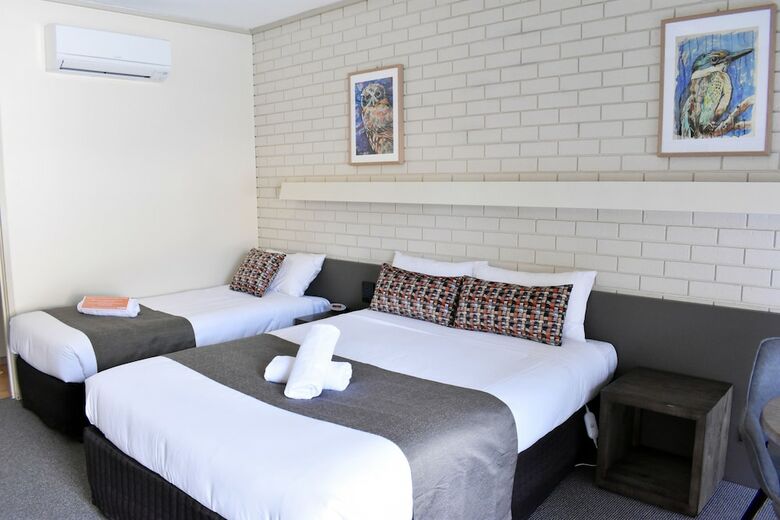 Clubarham River Motel