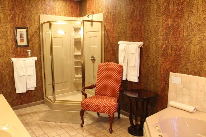 Hotel Altland House Inn And Suites