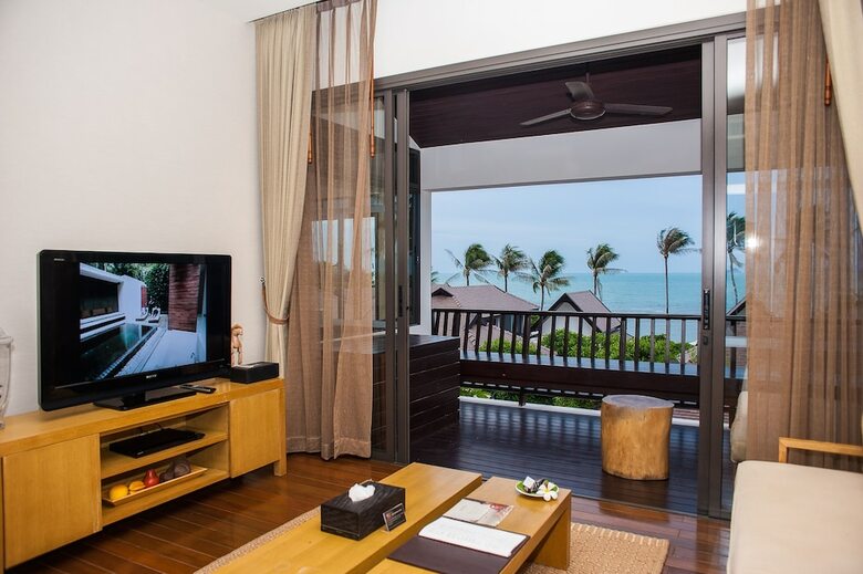 Hotel The Sea Koh Samui Beachfront Resort & Spa