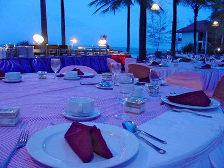 Hotel Sutra Beach Resort