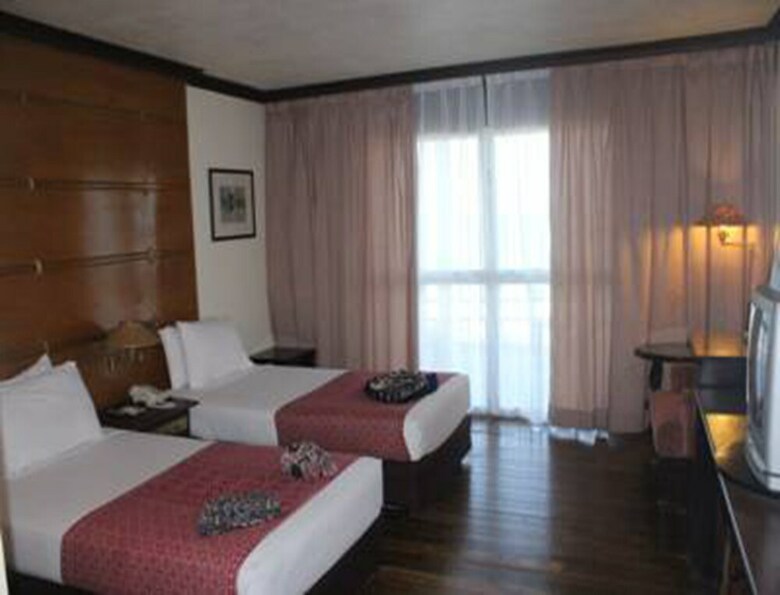 Hotel Sutra Beach Resort