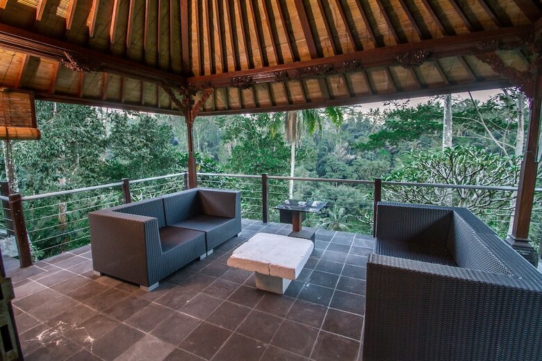 Villa Puri Saron Hotel Madangan