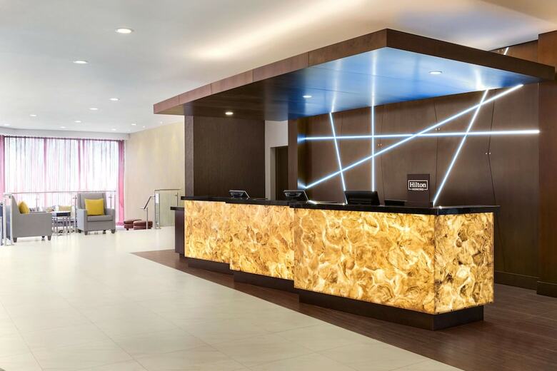 Hotel Doubletree By Hilton Toronto Airport West