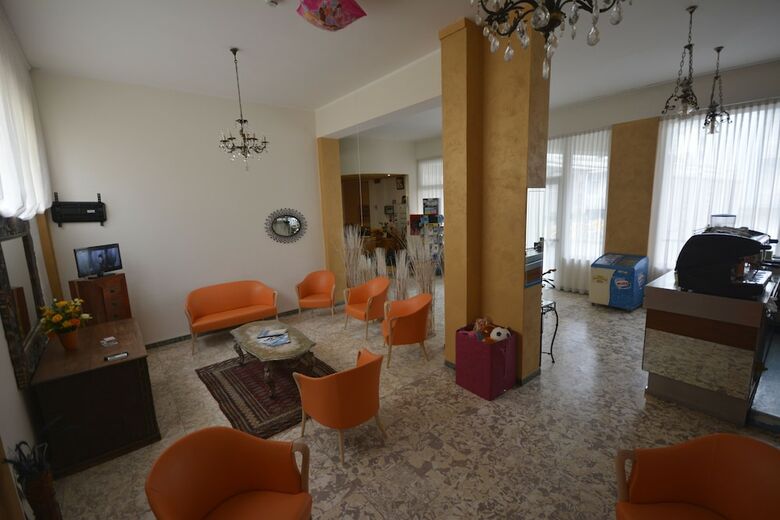 Hotel Corona